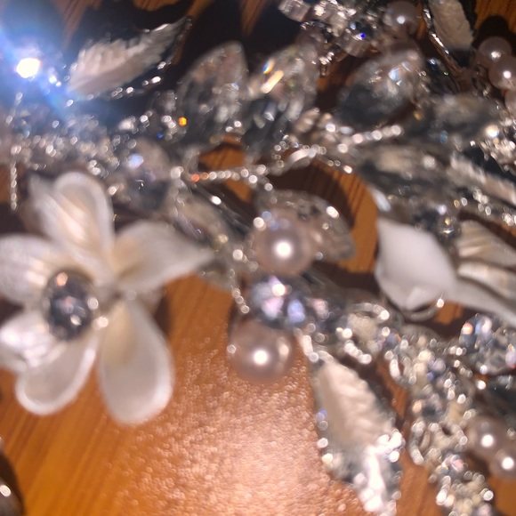 Hair accessory - Picture 3 of 5